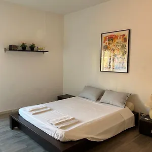  Appartamento Via Delle Ghiacciaie House